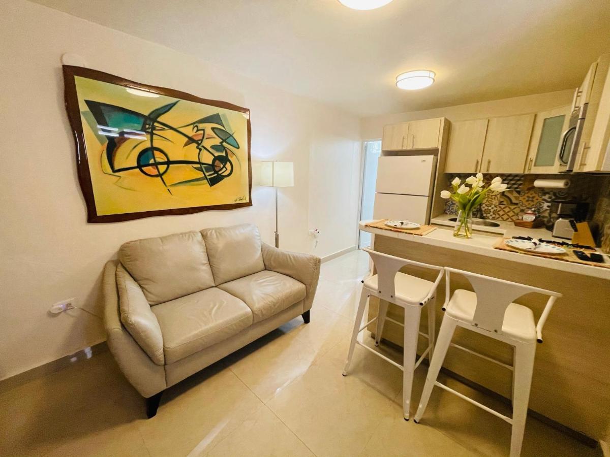 דירות פונצ'ה Compact Haven With Private Entrance And Free Parking And Laundry מראה חיצוני תמונה