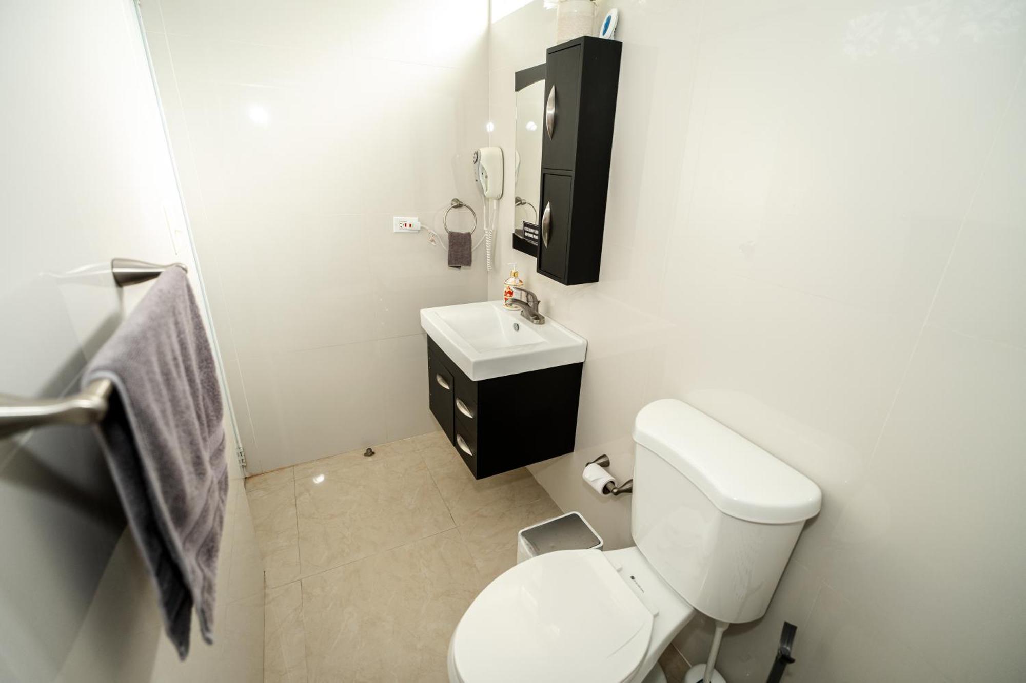 דירות פונצ'ה Compact Haven With Private Entrance And Free Parking And Laundry מראה חיצוני תמונה